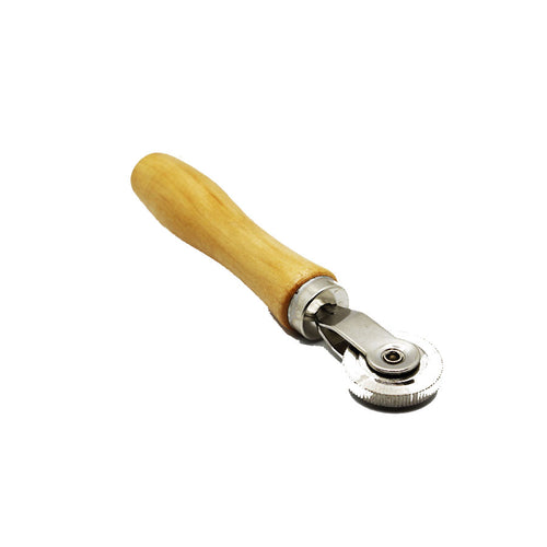 Carretilla Mango de Madera Parches y Válvulas Aguila 1/4"